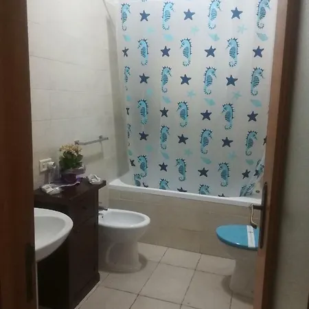 La Casa Del Re Borbone * نابولي